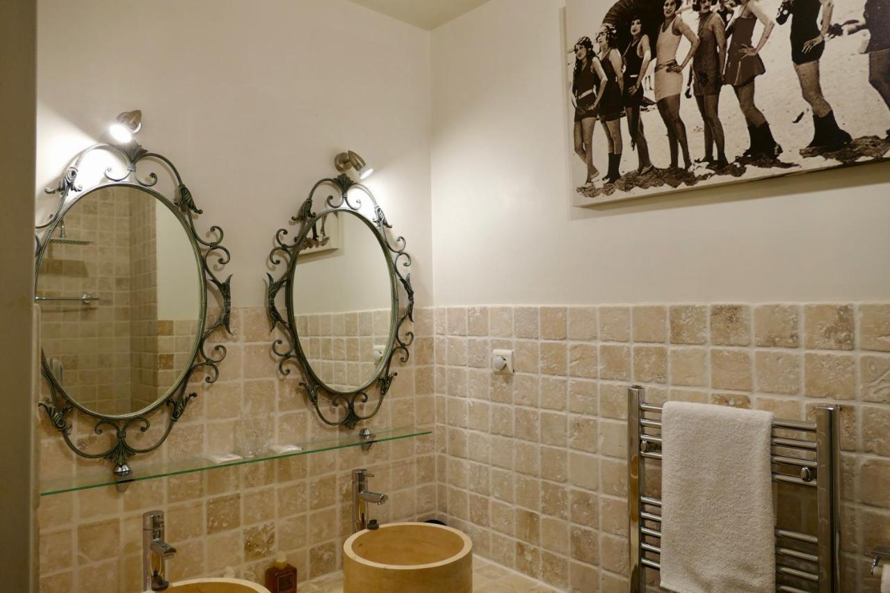 Sainte-Hélène Chambres d'Hôtes&Appartement Olonzac Esterno foto